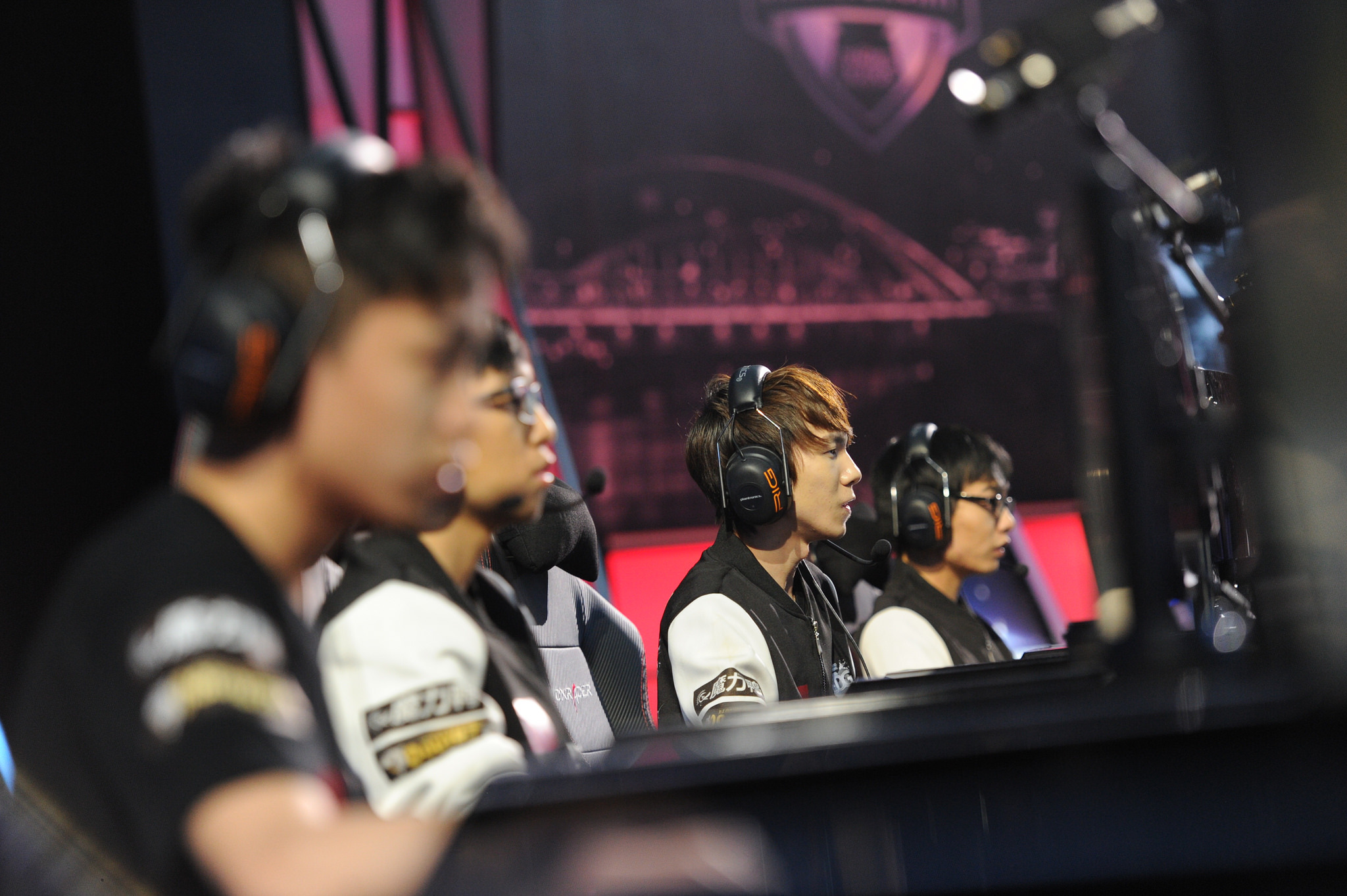 “潮”玩双节，2025珍珠泉中秋电竞游园活动精彩启幕